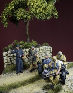 画像4: D-Day miniature studio[DD35256]1/35 WWII ドイツ 「神は我らと共に」イタリア戦線の降下猟兵セット 1943-44(5体入)