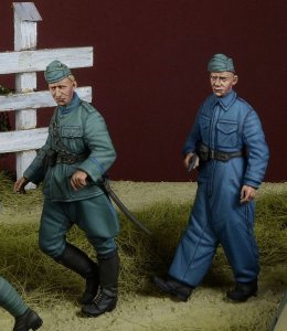 画像1: D-Day miniature studio[DD35262]1/35 WWII オランダ 徒歩行軍中の下士官/AFV乗員セット オランダ1940 (1)