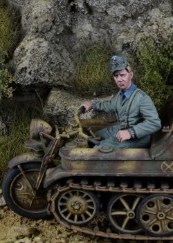 画像3: D-Day miniature studio[DD35287]1/35 WWII ドイツ 第7SS義勇山岳師団「プリンツ・オイゲン」ケッテンクラート操縦手 1942-45年(タミヤ35377用)