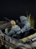 画像2: D-Day miniature studio[DD35295]1/35 WWII ドイツ 武装SS シュビムワーゲン乗員セットVol.1 前席用/冬(2体入 タミヤ用) (2)