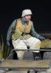 画像2: D-Day miniature studio[DD35297]1/35 WWII ドイツ 座っている武装SS下士官 1943-45年冬(タミヤ用) (2)