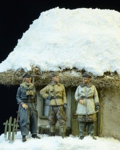 画像1: D-Day miniature studio[DD72003］ 1/72 武装親衛隊将校 冬季 1943-1945(3体セット) (1)