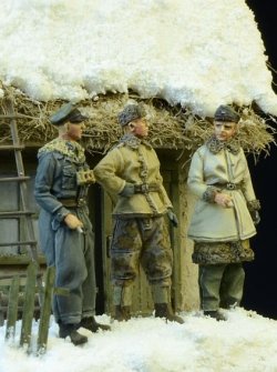 画像3: D-Day miniature studio[DD72003］ 1/72 武装親衛隊将校 冬季 1943-1945(3体セット)