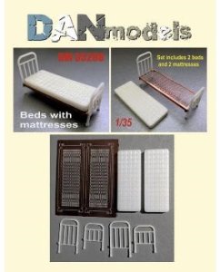 画像1: DANmodels[DAN35288]1/35 ベッドw/マットレス (2個入り) (1)