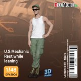 DEF.MODEL[DF48006]1/48 現用 アメリカ ヘリに寄りかかって休憩する整備兵