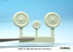 画像5: DEF.MODEL[DS48011]1/48 Bf109G-6 ホイールセット1(汎用)