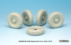 画像5: DEF.MODEL[DW35098]1/35 現用仏 AML-60/90 自重変形タイヤセット(タコム用)