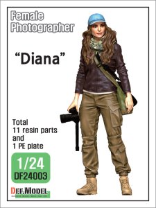 画像1: DEF.MODEL[DF24003]1/24 現用 女性報道写真家「ダイアナ」 (1)