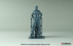画像2: DEF.MODEL[DF32001]1/32 現用 アメリカ フライトスーツ着用の女性パイロット