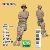 DEF.MODEL[DF35031]1/35 現用 アメリカ陸軍兵士 小休止する運転士 湾岸戦争1991