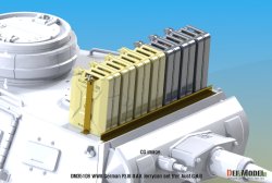 画像5: DEF.MODEL[DM35108]1/35 WWII ドイツ陸軍III号戦車アフリカ軍団ジェリ缶セット(各社1/35III号戦車用)