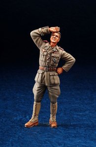 画像1: DEF.MODEL[DO35007]1/35WWII DAK Panzer Officer standing (1)