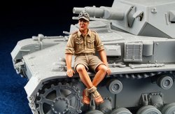 画像1: DEF.MODEL[DO35008]1/35WWII DAK Panzer Crew rest