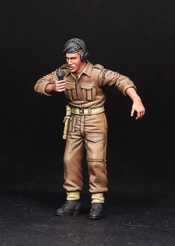 画像1: DEF.MODEL[DO35026]1/35WWII British tanker N/W Europe