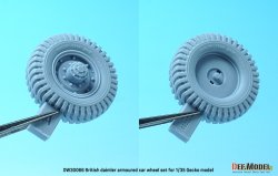 画像5: DEF.MODEL[DW30066]1/35 WWII イギリス陸軍ダイムラー装甲車Mk.1用自重変形タイヤセット(ゲッコーモデル用)