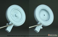 画像4: DEF.MODEL[DW30078]1/35 WWII ドイツ Sd.Kfz.250装甲ハーフトラック/デマーグD7 1tハーフトラック 自重変形タイヤセット＃3(汎用)