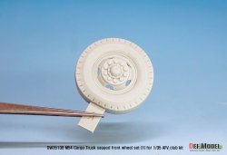 画像5: DEF.MODEL[DW35108]1/35 米 M54A2 カーゴ 自重変形 前輪(1)民生パターン(AFVクラブ用)