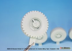 画像6: DEF.MODEL[DW35120]1/35 現用 ロシア連邦軍パーンツィリS-1用自重変形タイヤセット スペアタイヤ付(ズベズダ/モンモデル/トランペッター用)