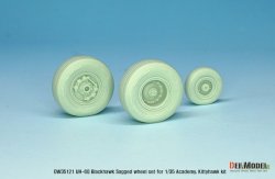 画像4: DEF.MODEL[DW35121]1/35 現用 米陸軍UH-60ブラックホーク用自重変形タイヤセット(アカデミー/キティホーク用)