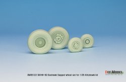 画像6: DEF.MODEL[DW35122]1/35 現用 米海軍SH/MH-60シーホーク用自重変形タイヤセット(キティホーク用)