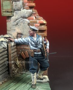 画像1: Darius Miniatures[DMF35073]1/35 WWII ポーランド水兵 反撃するポーランド水兵 (1)