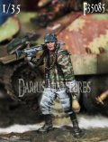 Darius Miniatures[DMF35085]1/35 WWII ドイツ MG42とパンツァーファウストを持つ降下猟兵