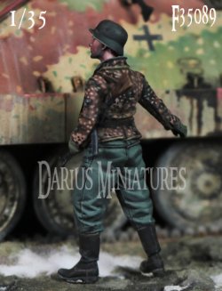 画像2: Darius Miniatures[DMF35089]1/35 WWII ドイツ StG44を持つ武装親衛隊兵士