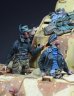 画像1: Darius Miniatures[DMF35121]1/35 WWII ドイツ キングタイガー重戦車乗員セット 無線手/操縦手(2体入) (1)