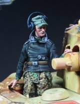 Darius Miniatures[DMF35123]1/35 WWII ドイツ キングタイガー重戦車乗員 無線手