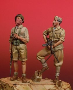 画像1: Darius Miniatures[DMF35004]1/35 WWII伊 ベルサリエリセット リビア1941(2体セット)