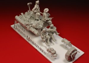 画像1: Darius Miniatures[DMF35011]1/35 WWII英 LRDG 兵士(4体セット)&シボレー積荷セット (1)