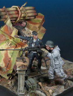 画像1: Darius Miniatures[DMF35054]1/35 WWII ドイツゾロターン対戦車ライフル射撃チーム(2体入)