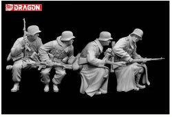 画像2: ドラゴンモデル[DR6513]1/35 WW.II ドイツ軍戦車跨乗兵 冬季装備 1943-44
