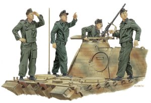 画像1: ドラゴンモデル[DR6191]1/35 WW.II ドイツ軍 戦車兵 "対空警戒!!"（フランス 1944） (1)