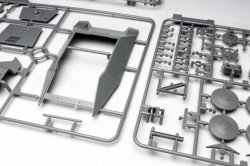 画像6: ドラゴンモデル[DR6399]1/35 WW.II ドイツ軍 駆逐戦車 38(t)2cm対空機関砲 Flak38搭載型