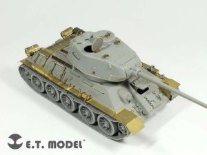 画像1: E.T.MODEL[E35-146]WWII露 T-34/85 基本セット (1)