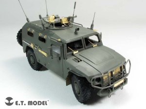 画像1: E.T.MODEL[E35-184]露 GAZ-233014 ティグル (1)