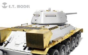 画像1: E.T.MODEL[EA35-017]WWII露 T-34/76 箱形予備燃料タンク (1)