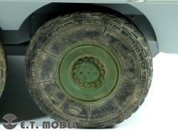 画像2: E.T.MODEL[ER35-013]チェンタウロ 自重変形タイヤ