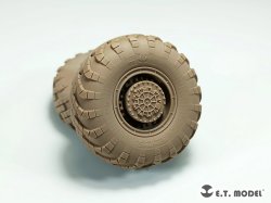 画像3: E.T.MODEL[P35-114]1/35 現用 ロシア RS-12M 大陸間弾道ミサイル トーポリM用自重変形タイヤ(トランペッター用)