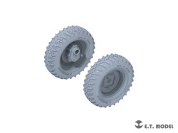画像4: E.T.MODEL[P35-136]1/35 WWII ドイツ シュビムワーゲン166型用自重変形タイヤ 幅広タイプ(タミヤ用)