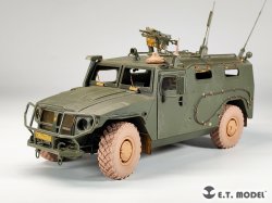 画像5: E.T.MODEL[P35-154]1/35 現用 露/ソ GAZ-233014 STS高機動装甲車タイガー用自重変形タイヤ(モンモデル用)