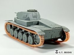 画像8: E.T.MODEL[P35-052]1/35 WWII ドイツII号戦車用可動式履帯(3Dプリンター)