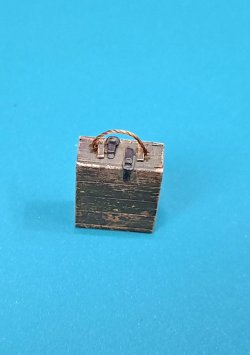 画像5: EUREKA XXL[E-081]1/35 WWII 独 M24型柄付手榴弾用15個入木箱セット(5個入)