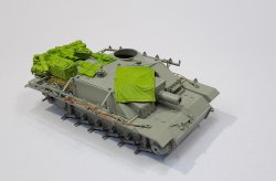 画像10: EUREKA XXL[ER-3573]1/35 WWII 独 III号突撃砲G型用積荷セット(汎用)