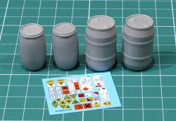 画像2: EUREKA XXL[E-039]1/35 現用 化学部質貯蔵用プラスチック製ドラム缶セット(樽型)♯1