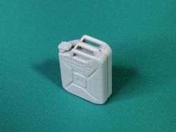 画像4: EUREKA XXL[E-047]1/35 WWII ドイツ燃料用ジェリカンセット