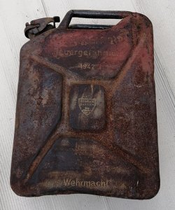 画像8: EUREKA XXL[E-047]1/35 WWII ドイツ燃料用ジェリカンセット