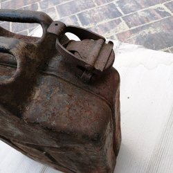 画像10: EUREKA XXL[E-047]1/35 WWII ドイツ燃料用ジェリカンセット