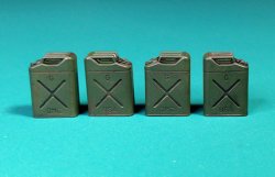画像5: EUREKA XXL[E-049]1/35 WWII アメリカ陸軍燃料用ジェリカンセット＃1